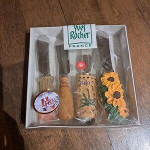 Yves Rocher sunflower butter knife set of 4 NEW